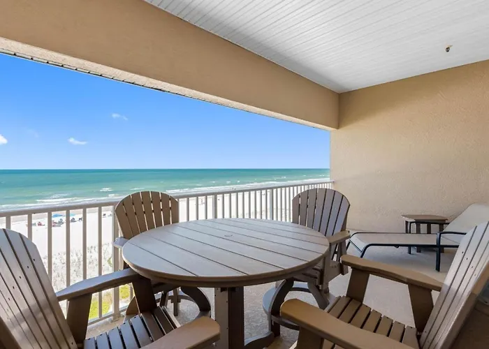 Ocean Side Front Penthouse Holiday home