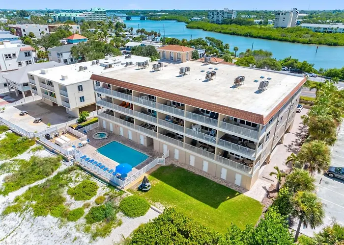 Ocean Side Front Penthouse * Clearwater Beach