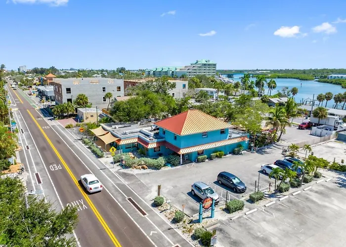 Ocean Side Front Penthouse Clearwater Beach